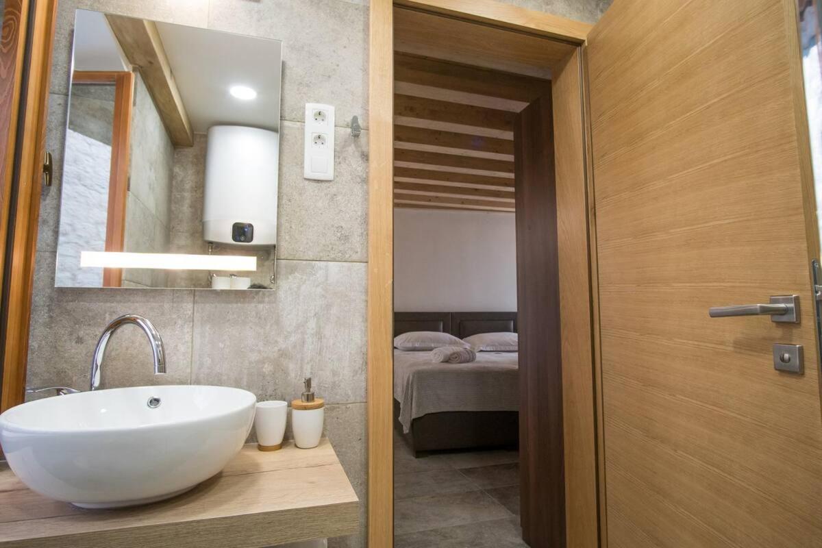 ספליט Jr Luxury Guesthouse מראה חיצוני תמונה